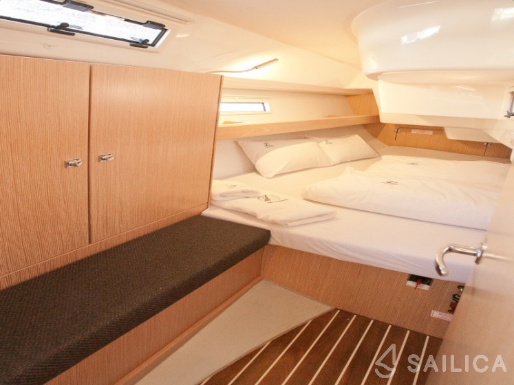 Bavaria Cruiser 34 Style - Yacht Charter Sailica