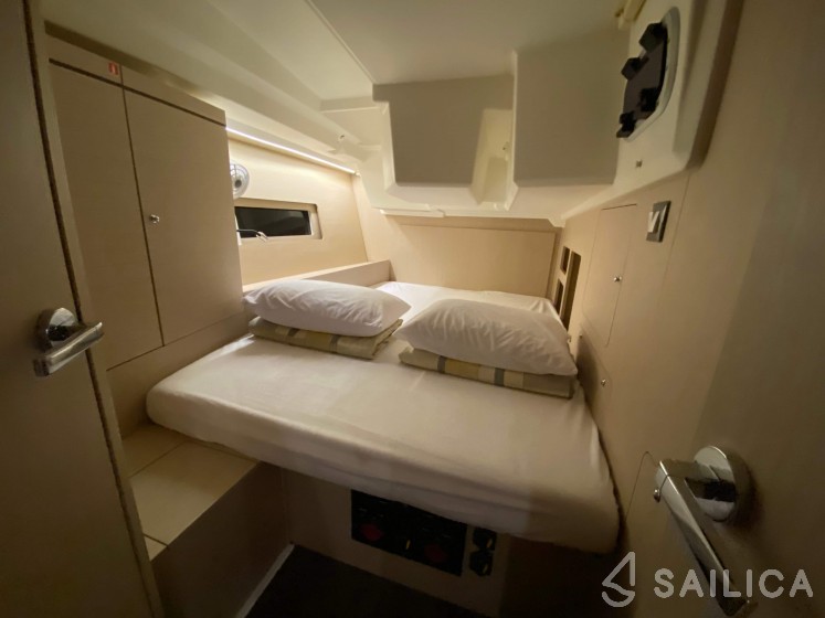 Oceanis 46.1 - Yacht Charter Sailica