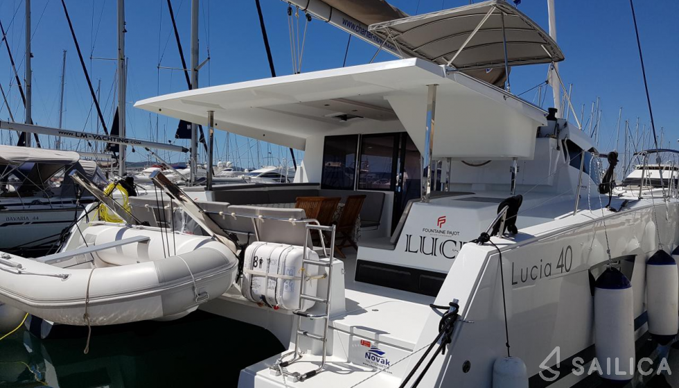 Lucia 40 - Yacht Charter Sailica