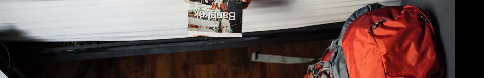 Що брати із собою в чартер? Ніках валіз і підборів! Корисні лайфхаки при плануванні подорожі на яхті.