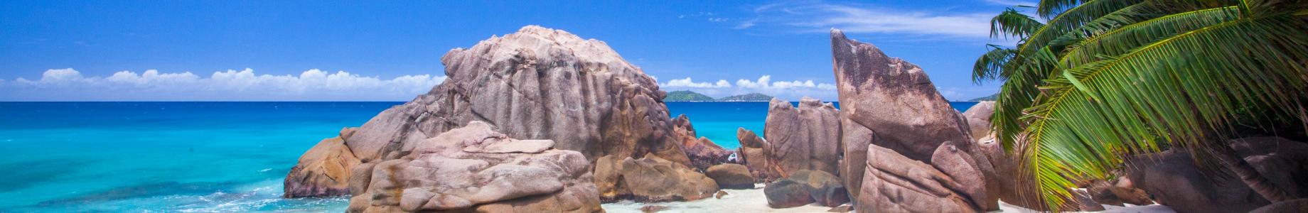 Sailing vacation on Seychelles