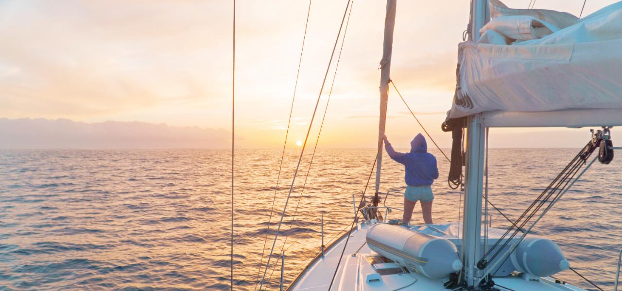 Sailing to El Hierro