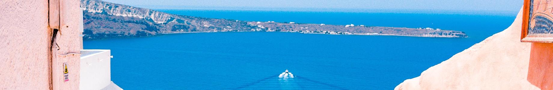 Best places for yacht vacation in Greece